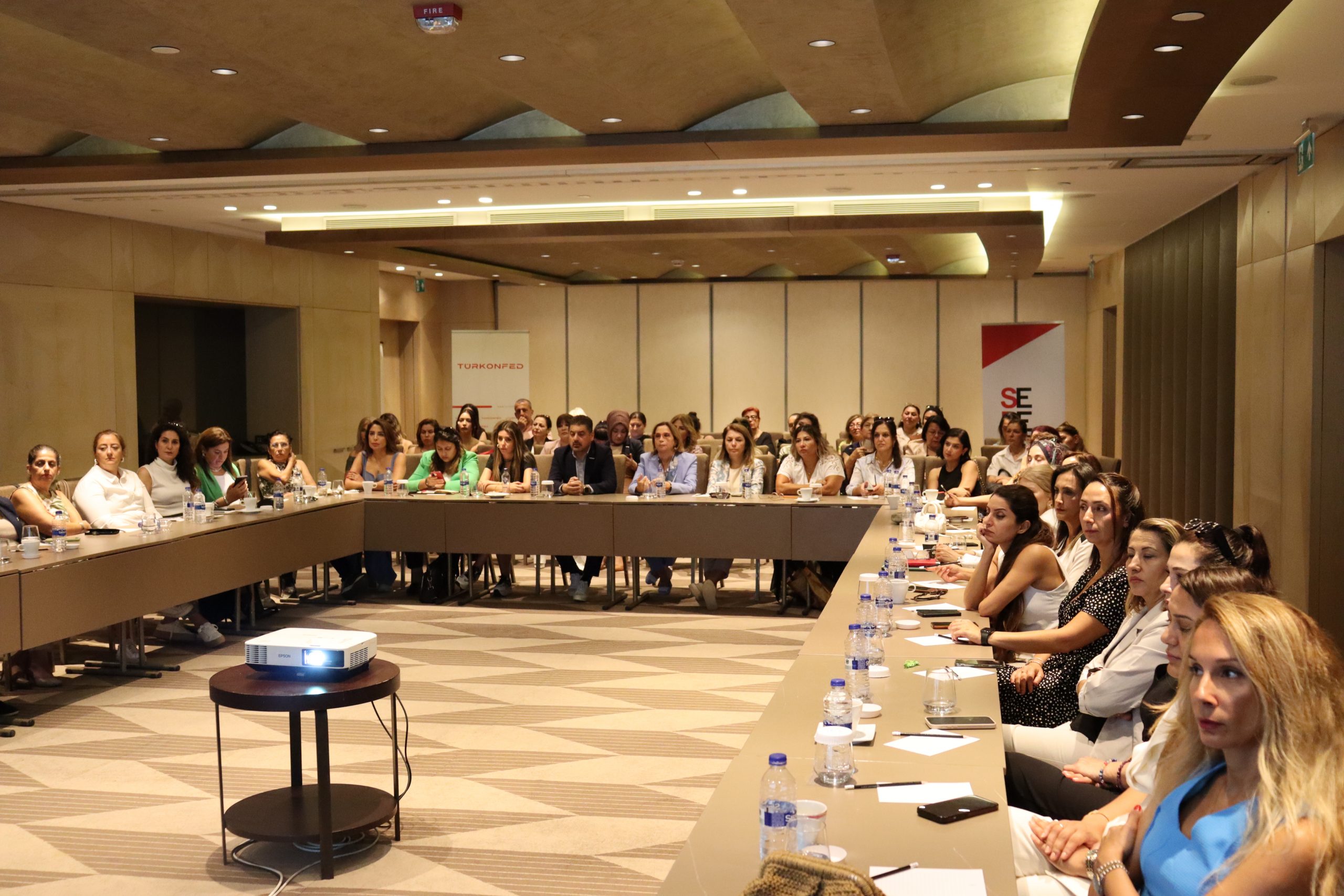 Kadınların Desteklenme Projesi Adana Sahası Gerçekleştirildi